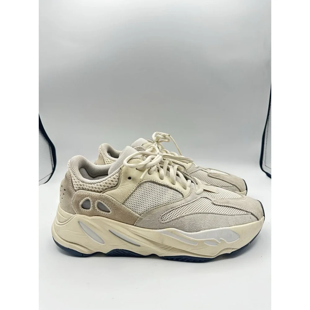 adidas Yeezy Boost 700 Analog EG7596 Men's Size 9 Sneakers w/ Box